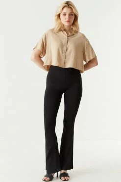 Stitches Ladies Button-Up Cropped Short Sleeve Blouse 20 Stitches Ladies Button-Up Cropped Short Sleeve Blouse