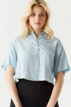 Stitches Ladies Button-Up Cropped Short Sleeve Blouse 21 Stitches Ladies Button-Up Cropped Short Sleeve Blouse