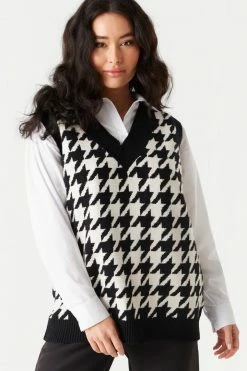 Stitches Ladies Knit Houndstooth Sweater Vest