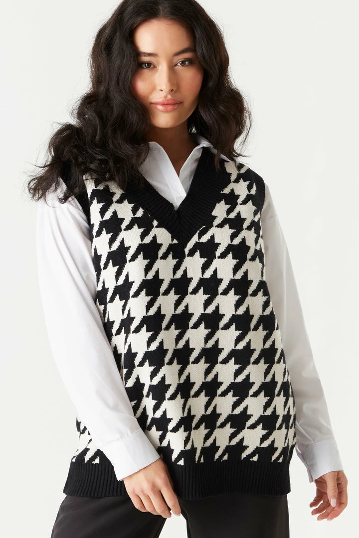 Stitches Ladies Knit Houndstooth Sweater Vest 1 Stitches Ladies Knit Houndstooth Sweater Vest