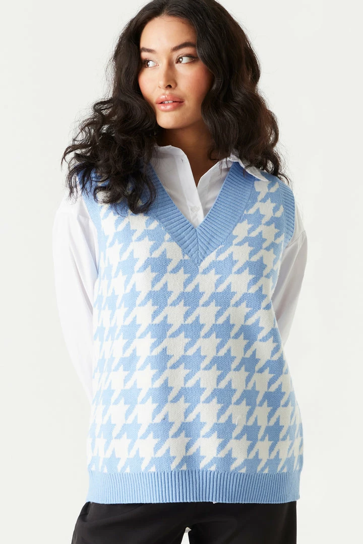 Stitches Ladies Knit Houndstooth Sweater Vest 4 Stitches Ladies Knit Houndstooth Sweater Vest