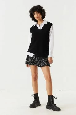 Stitches Ladies Tops Oversized Solid V-Neck Sweater Vest