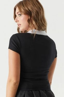 Stitches Ladies Ribbed V-Neck Contrast Collar Cropped Top Tops 28 Stitches Ladies Ribbed V-Neck Contrast Collar Cropped Top Tops