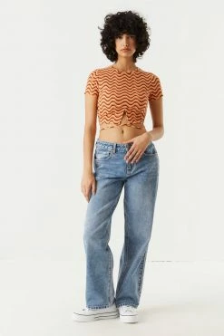 Stitches Ladies Wavy Print Cut-Out Crisscross Waist Cropped Top