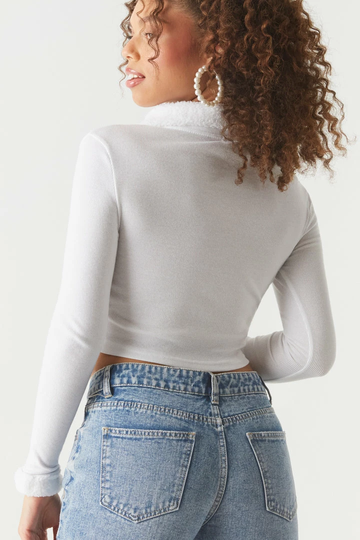 Stitches Ladies Ribbed Fur Collar Cropped Cardigan Sweaters 8 Stitches Ladies Ribbed Fur Collar Cropped Cardigan Sweaters