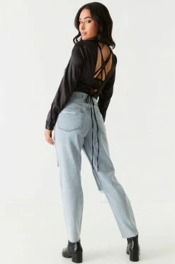 Stitches Ladies Refuge Jeans Refuge Ultra High-Rise Distressed Acid Wash Mom Jean 5 Stitches Ladies Refuge Jeans Refuge Ultra High-Rise Distressed Acid Wash Mom Jean