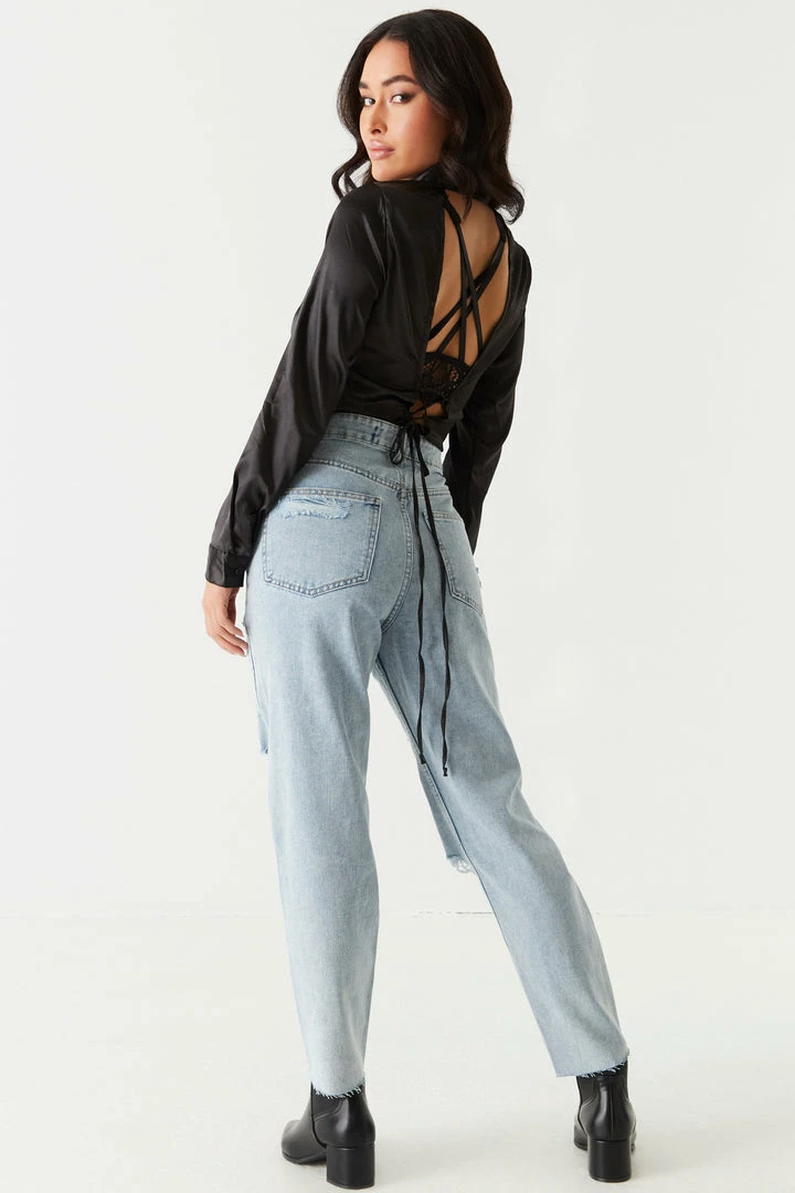 Stitches Ladies Refuge Jeans Refuge Ultra High-Rise Distressed Acid Wash Mom Jean 3 Stitches Ladies Refuge Jeans Refuge Ultra High-Rise Distressed Acid Wash Mom Jean