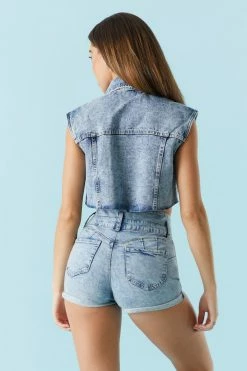 Stitches Ladies Refuge Jeans Refuge High-Rise Push-Up Light Acid Wash Denim Short