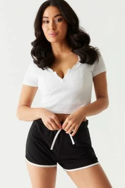 Stitches Ladies Bottoms Contrast Piping Dolphin Short