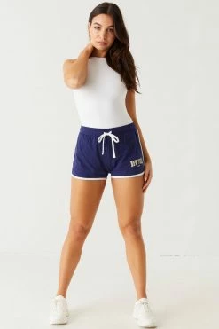 Stitches Ladies Bottoms New York Graphic Dolphin Short 5 Stitches Ladies Bottoms New York Graphic Dolphin Short