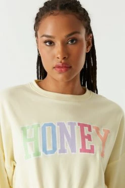 Stitches Ladies Tops Soft Fleece Cinched Hem Honey Graphic Long Sleeve Top