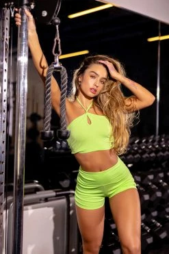 Stitches Ladies Sommer Ray Soft Self-Tie Keyhole Halter Top