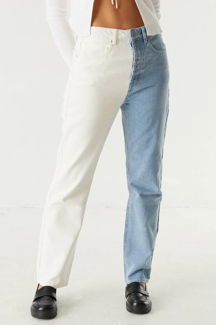 Stitches Ladies Refuge Jeans Refuge 90's Ultra High-Rise Two-Tone Mom Jean 5 Stitches Ladies Refuge Jeans Refuge 90's Ultra High-Rise Two-Tone Mom Jean