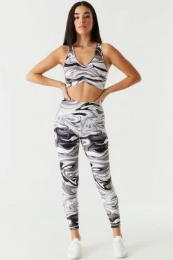 Stitches Ladies Active Printed V-Neck Cinched Front Sleeveless Tank