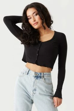 Stitches Ladies Tops Ribbed V-Neck Lettuce Trim Cardigan 21 Stitches Ladies Tops Ribbed V-Neck Lettuce Trim Cardigan