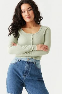 Stitches Ladies Soft Ribbed Cropped Cardigan 33 Stitches Ladies Soft Ribbed Cropped Cardigan