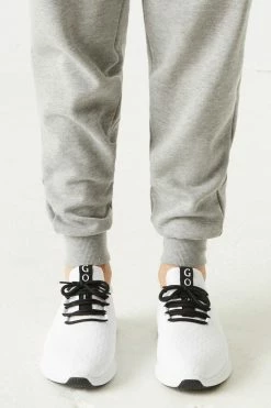 Mens Online Exclusive G.O.A.T Graphic Knit Sneaker