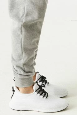 Mens Online Exclusive G.O.A.T Graphic Knit Sneaker