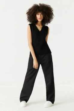 Stitches Ladies Chunky Knit V-Neck Vest