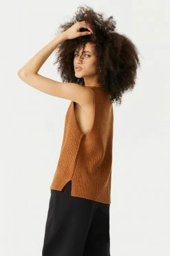 Stitches Ladies Chunky Knit V-Neck Vest