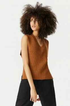 Stitches Ladies Chunky Knit V-Neck Vest