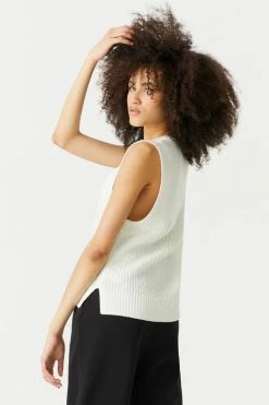 Stitches Ladies Chunky Knit V-Neck Vest