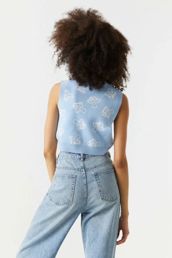 Stitches Ladies Mushroom Print V-Neck Cropped Knit Vest 2 Stitches Ladies Mushroom Print V-Neck Cropped Knit Vest