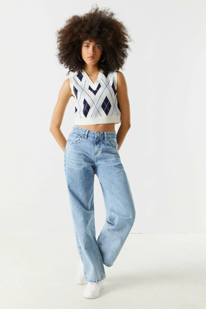 Stitches Ladies Argyle Print V-Neck Cropped Knit Vest Sweaters 3 Stitches Ladies Argyle Print V-Neck Cropped Knit Vest Sweaters