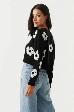 Stitches Ladies Sweaters Daisy Print Cropped Knit Sweater