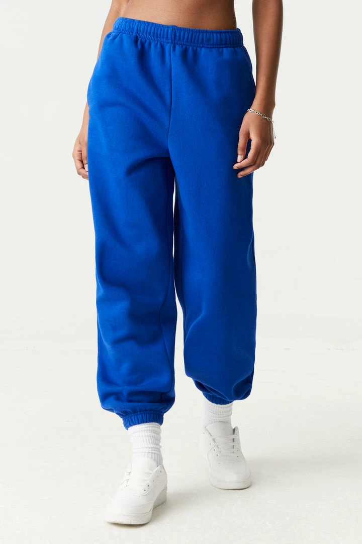 Stitches Ladies Bottoms Low-Rise Fleece Boyfriend Jogger 2 Stitches Ladies Bottoms Low-Rise Fleece Boyfriend Jogger