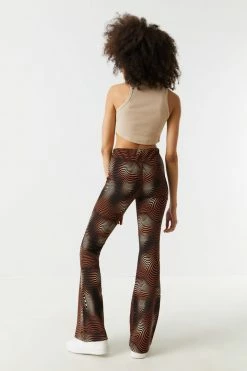 Stitches Ladies Wavy Print High-Rise Crepe Knit Flare Pant Bottoms