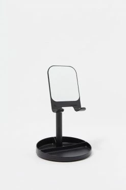 Stitches Ladies Desktop Cell Phone Mount Tech