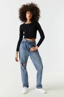 Stitches Ladies Cable Knit Button-Up Cropped Cardigan 17 Stitches Ladies Cable Knit Button-Up Cropped Cardigan