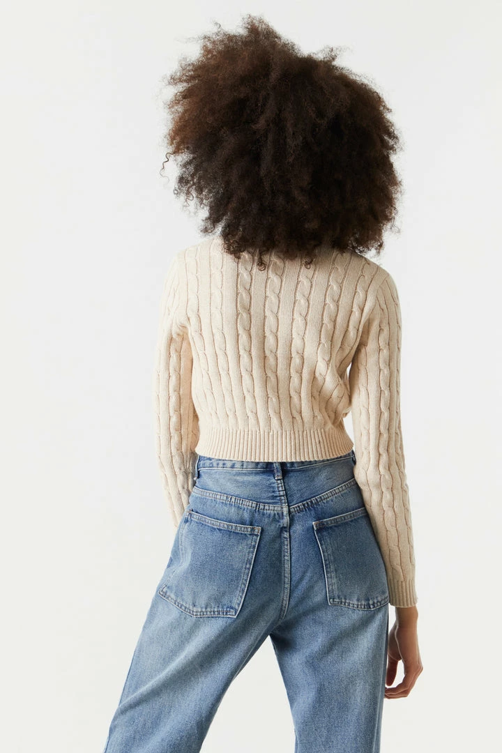 Stitches Ladies Cable Knit Button-Up Cropped Cardigan 8 Stitches Ladies Cable Knit Button-Up Cropped Cardigan