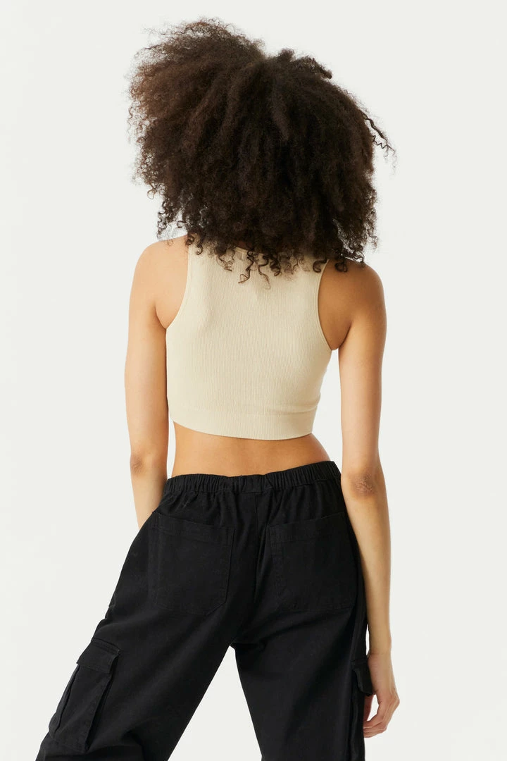 Stitches Ladies Seamless Ribbed V-Neck Cropped Tank Top Tops 14 Stitches Ladies Seamless Ribbed V-Neck Cropped Tank Top Tops