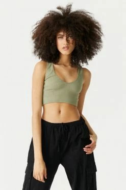 Stitches Ladies Seamless Ribbed V-Neck Cropped Tank Top Tops 33 Stitches Ladies Seamless Ribbed V-Neck Cropped Tank Top Tops