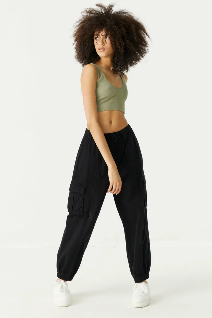 Stitches Ladies Seamless Ribbed V-Neck Cropped Tank Top Tops 18 Stitches Ladies Seamless Ribbed V-Neck Cropped Tank Top Tops