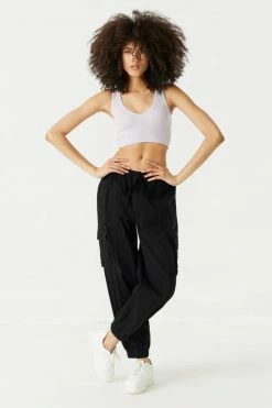 Stitches Ladies Seamless Ribbed V-Neck Cropped Tank Top Tops 20 Stitches Ladies Seamless Ribbed V-Neck Cropped Tank Top Tops