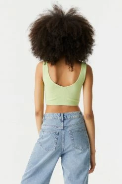 Stitches Ladies Ribbed Seamless Button-Up Cropped Tank Top Tops 34 Stitches Ladies Ribbed Seamless Button-Up Cropped Tank Top Tops