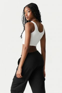 Stitches Ladies Seamless Scoop Neck Cropped Tank Top Tops