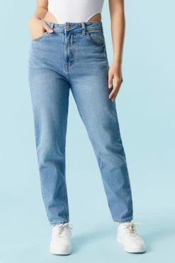 Stitches Ladies Refuge Medium Wash Mom Jean