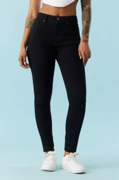 Stitches Ladies Refuge High-Rise Black Wash Skinny Jean