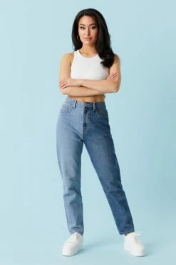 Stitches Ladies Refuge Two-Tone Light Wash Mom Jean Refuge Jeans