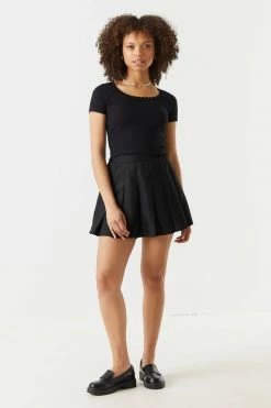 Stitches Ladies Ribbed Lace Trim Cropped T-Shirt 20 Stitches Ladies Ribbed Lace Trim Cropped T-Shirt