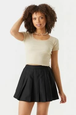 Stitches Ladies Ribbed Lace Trim Cropped T-Shirt 21 Stitches Ladies Ribbed Lace Trim Cropped T-Shirt