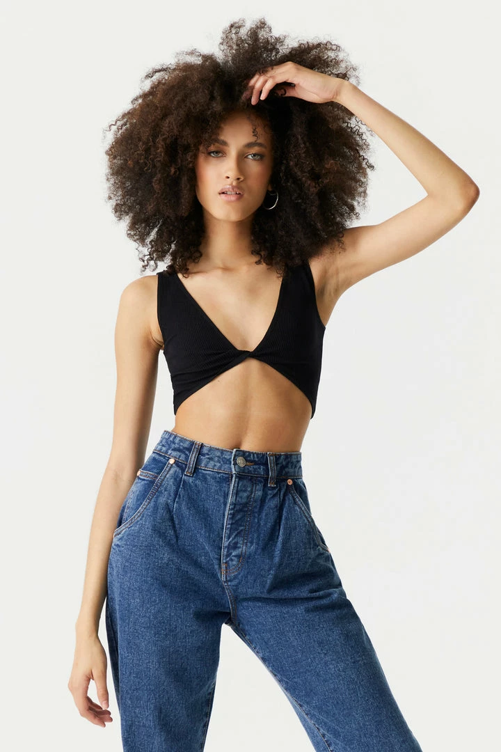 Stitches Ladies Seamless Ribbed V-Neck Twist Front Bra Top Tops 7 Stitches Ladies Seamless Ribbed V-Neck Twist Front Bra Top Tops