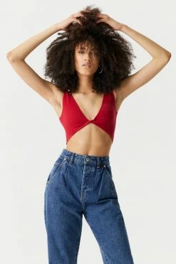 Stitches Ladies Seamless Ribbed V-Neck Twist Front Bra Top Tops 24 Stitches Ladies Seamless Ribbed V-Neck Twist Front Bra Top Tops