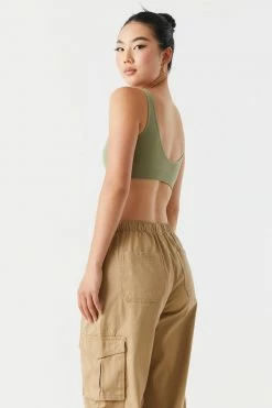 Stitches Ladies Seamless V-Back Bralette Tops