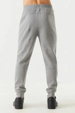 Mens Online Exclusive Basic Zip-Up Pocket Jogger