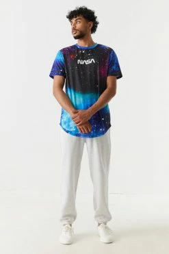 Mens Galaxy Print NASA Graphic Long Line T-Shirt Tops 5 Mens Galaxy Print NASA Graphic Long Line T-Shirt Tops